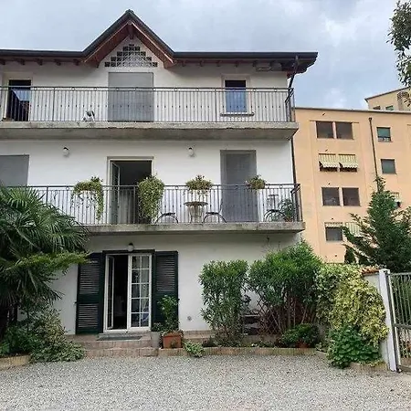 Alba House Malpensa Airport Ferienhaus